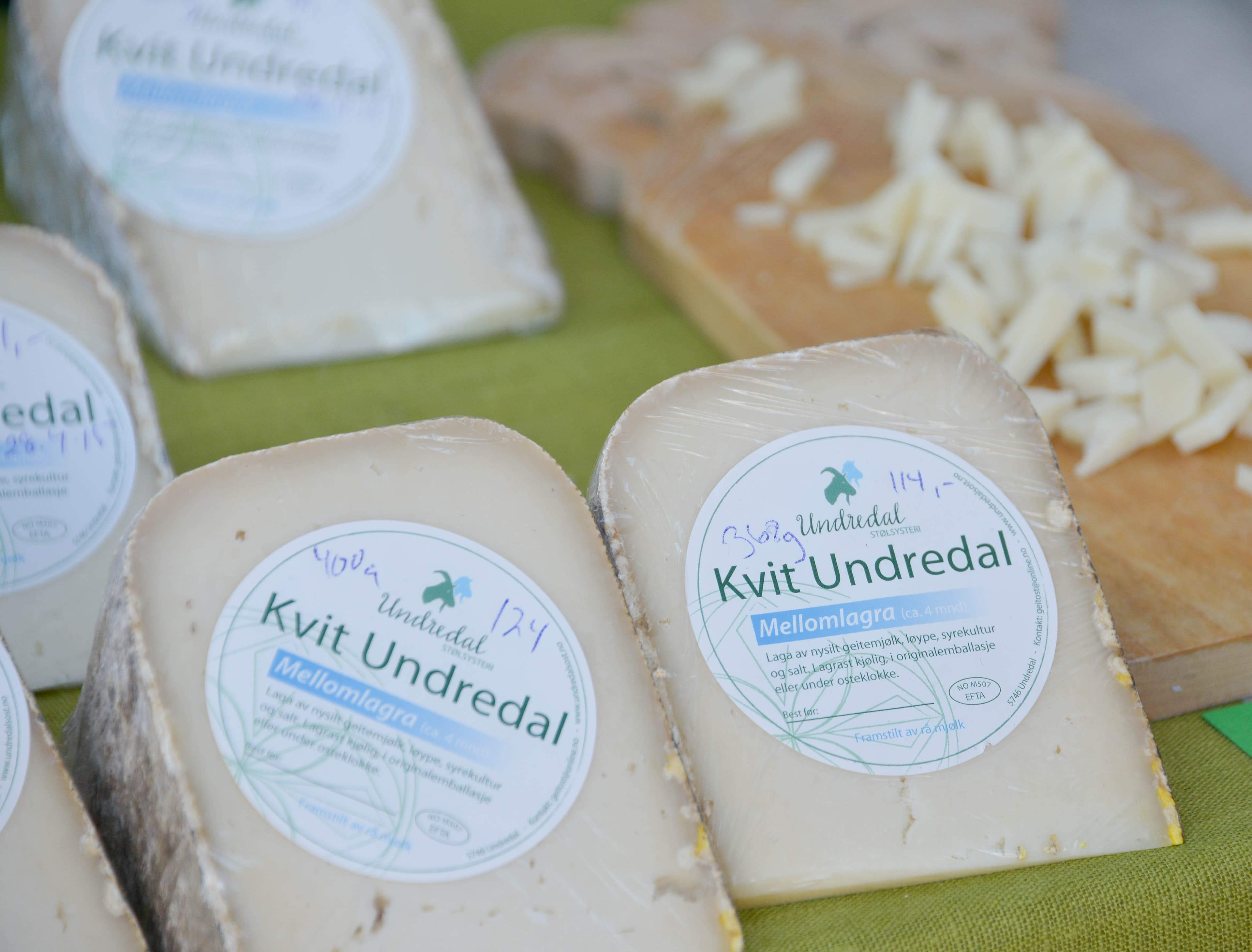 Kvit Undredal fra Undredal stølsysteri fikk NM-bronse under Matstreif 2015.